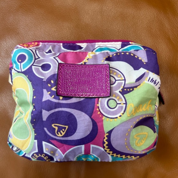 Coach POPPY GLAM SIGNATURE Sis Print Fold Packable Shopper Travel Tote 62112 NWT - Picture 8 of 12